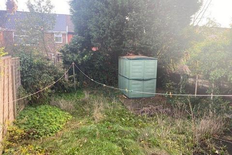 43 Whitegate Avenue, Chadderton, Oldham, OL9 8AH