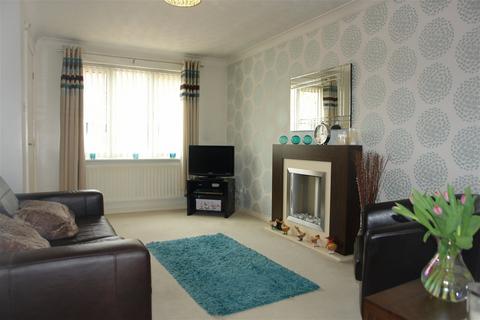 6 Vorlich Drive, Chadderton, Oldham, OL9 0NY
