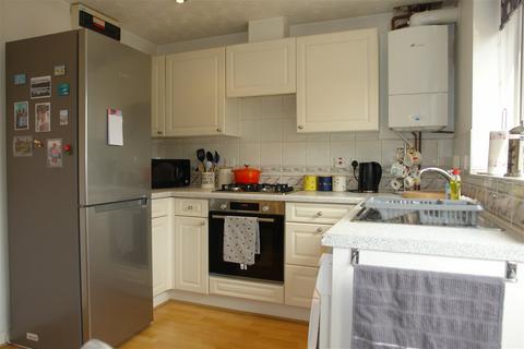 6 Vorlich Drive, Chadderton, Oldham, OL9 0NY