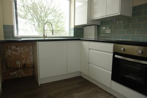 76 Alt Lane, Oldham, OL8 2EN