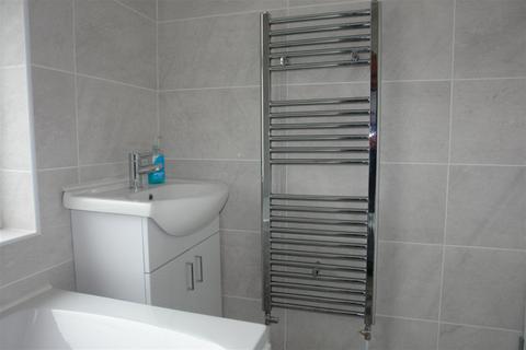 76 Alt Lane, Oldham, OL8 2EN