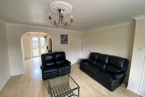 9 Hurst Hill Crescent, Ashton-under-lyne, OL6 9NJ