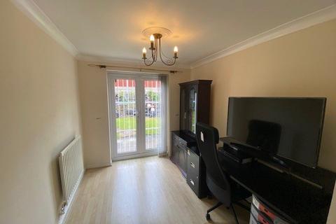 9 Hurst Hill Crescent, Ashton-under-lyne, OL6 9NJ