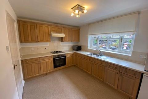 9 Hurst Hill Crescent, Ashton-under-lyne, OL6 9NJ