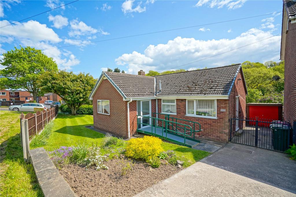 Rotherham Road, Maltby, Rotherham, South Yorkshire, S66 3 bed bungalow