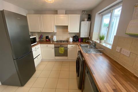 39 Cairnwell Road, Chadderton, Oldham, OL9 0NA