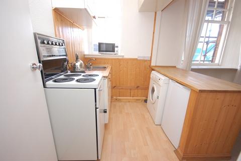 undefined, 0991L St Marys Street, Edinburgh, EH1 1TA