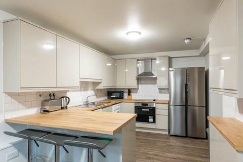 5 bedroom flat to rent, 1409L West Bryson Road, Edinburgh, EH11 1EH
