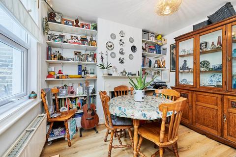 58 Treen Avenue, London, SW13 0JT