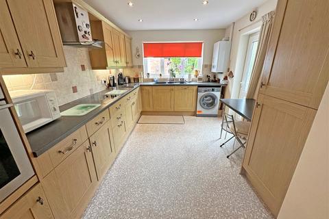 39 Dyas Road, Hollywood, Birmingham, B47 5LJ