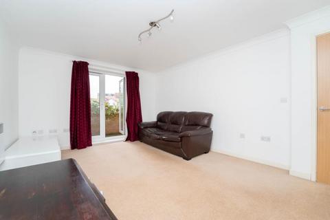 1 bedroom flat to rent, MacMillan Court, UB6 9FH