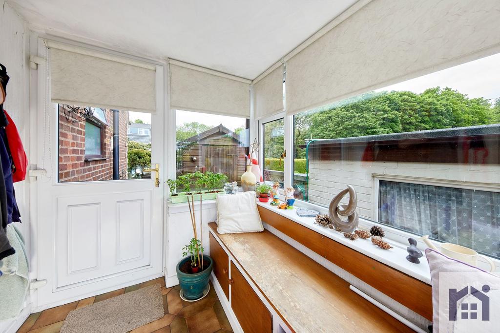 Handy porch