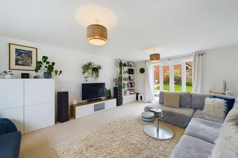 10 Bishops Meadow, Long Buckby, Northampton, NN6 7WG