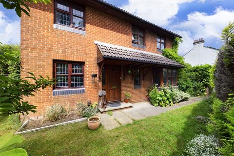 4 bedroom detached house for sale, Guildford Road, Ash GU12