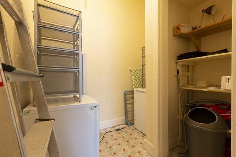5 bedroom flat to rent, 2747L – Dalkeith Road, Edinburgh, EH16 5AH