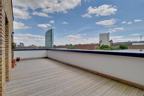 3 bedroom apartment to rent - Ashton Reach London SE16