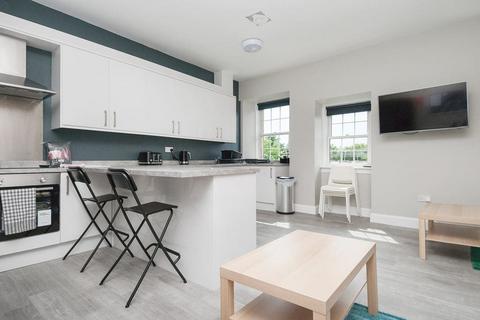 undefined, 0490L Causewayside, Edinburgh, EH9 1PN