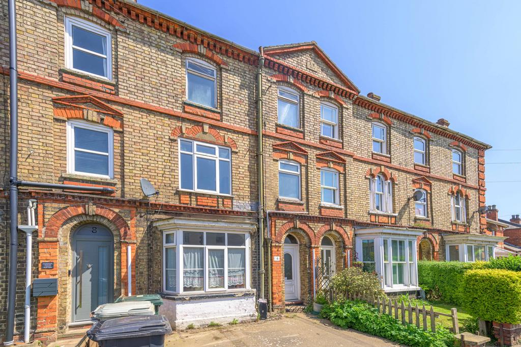 Main Road, Hundleby, PE23 4 bed terraced house for sale £150,000