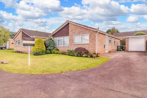 2 bedroom bungalow for sale - Watling Street, Ross-on-Wye, Herefordshire, HR9