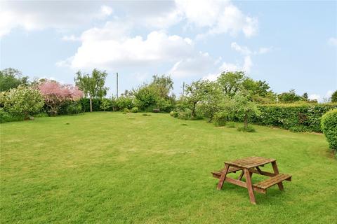 Plymyard Barrow, Boddington, Cheltenham, GL51 0TL