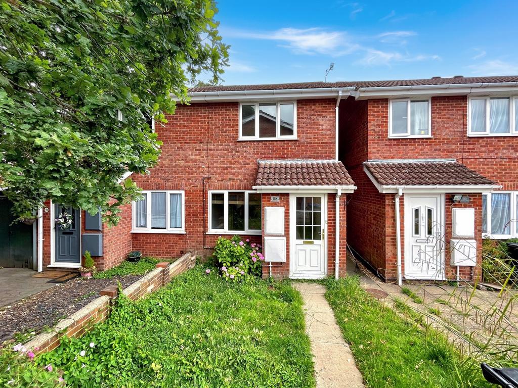 Sycamore Close, Creekmoor, Poole, Dorset, BH17 2 bed semidetached