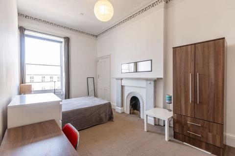 undefined, 0465L Leith Walk, Edinburgh, EH6 8SA