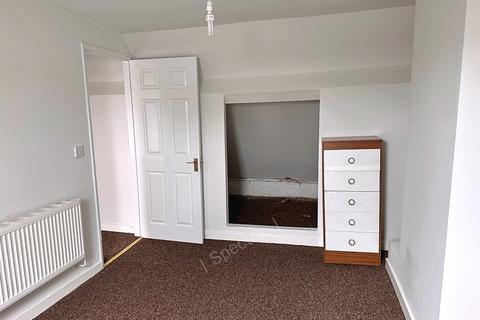 3 bedroom flat to rent, Grove Lane, Handsworth, Birmingham B20 2EY