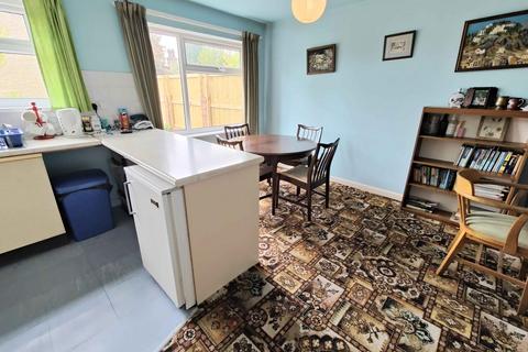 14 Bonegate Road, Brighouse, HD6 1TQ