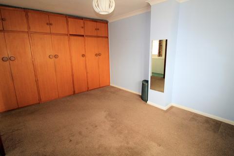 24 Nyth Close, Upminster, RM14 1RB