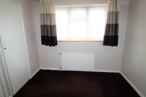24 Nyth Close, Upminster, RM14 1RB