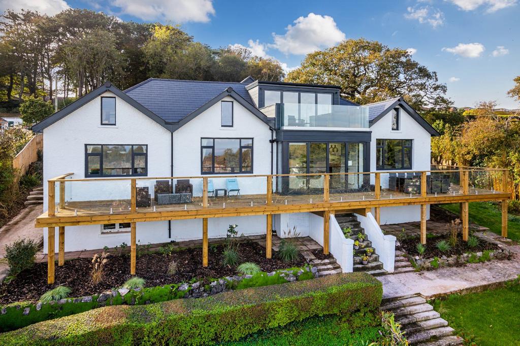 Lydwell Road, Torquay 5 bed chalet £950,000
