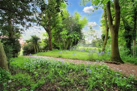 21 Elms Close, Earsham, Bungay, NR35 2TD