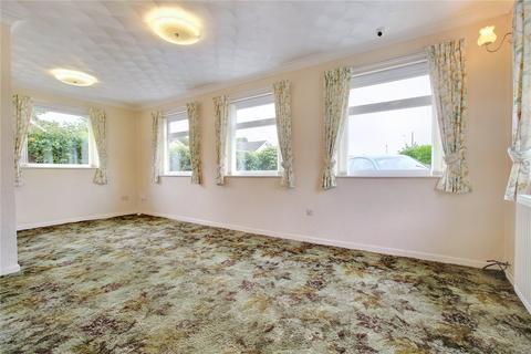 21 Elms Close, Earsham, Bungay, NR35 2TD