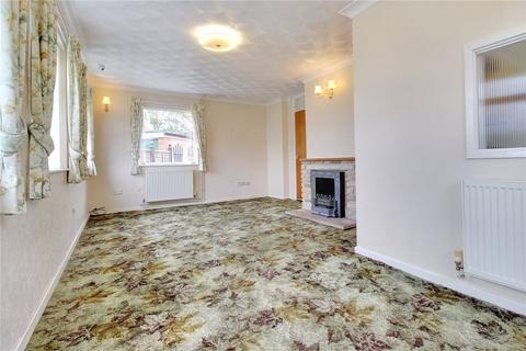 21 Elms Close, Earsham, Bungay, NR35 2TD