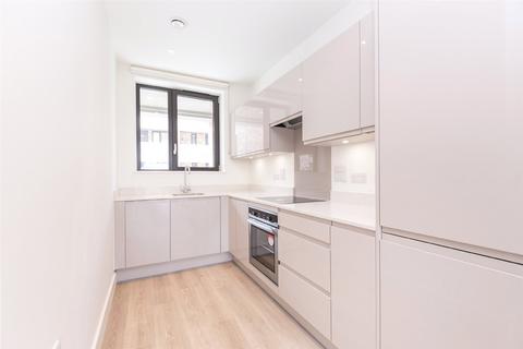 1 bedroom apartment for sale, Valencia Close, London, E14