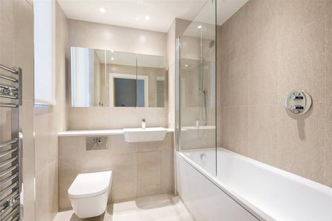 1 bedroom apartment for sale, Valencia Close, London, E14