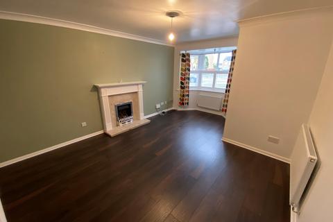 3 bedroom semi-detached house to rent, Coltman Close, Beverley, East Riding of Yorkshire, UK, HU17