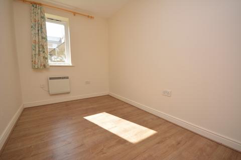 2 bedroom apartment to rent, Parkinson Drive, CM1