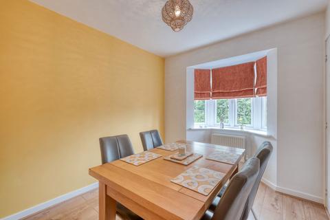 44 Burrington Close, Redditch, B97 6HE