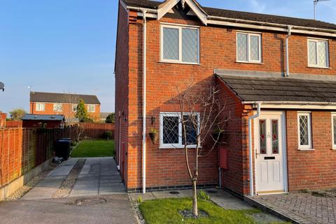 3 bedroom semi-detached house to rent, Hadrian Close, Hinckley