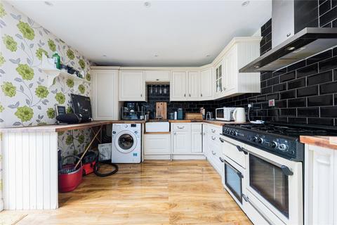 3 bedroom terraced house to rent, Lairs Close, Islington, London