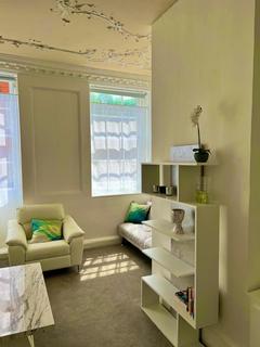 1 bedroom apartment to rent, 64A High Street, Godalming, Surrey, GU7