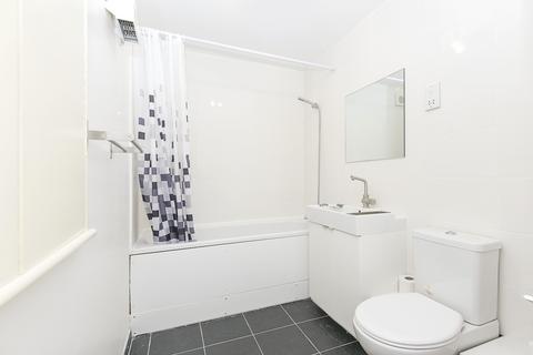 2 bedroom apartment for sale, Langbourne Place, London E14