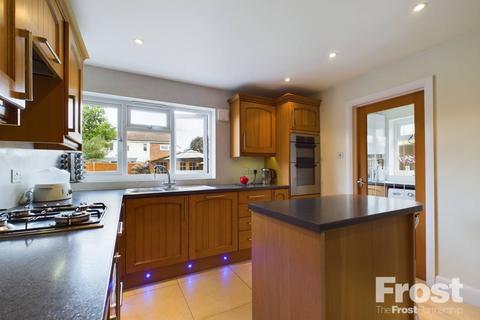 5 bedroom semi-detached house for sale, Pavilion Gardens, Staines-upon-Thames, Surrey, TW18