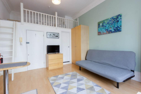 Studio to rent, Belgrave Road, Pimlico, London, SW1V