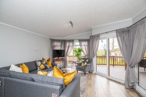 2 bedroom lodge for sale, Waveney River Centre, , Burgh St. Peter NR34