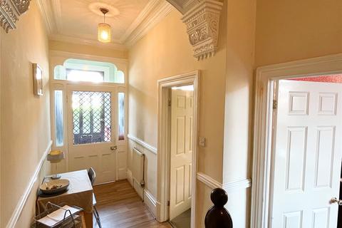 232 Oldham Road, Ashton-under-lyne, OL7 9AP