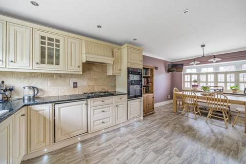 4 bedroom detached house for sale, Lime Close, Bromham, Bedford