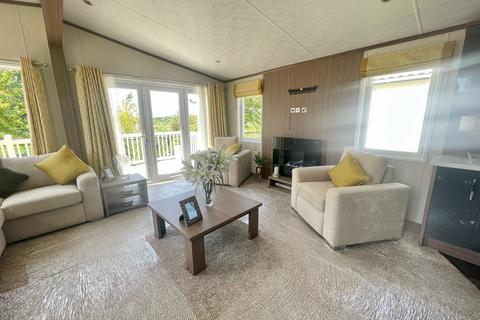 2 bedroom lodge for sale, Southminster, Essex, CM0