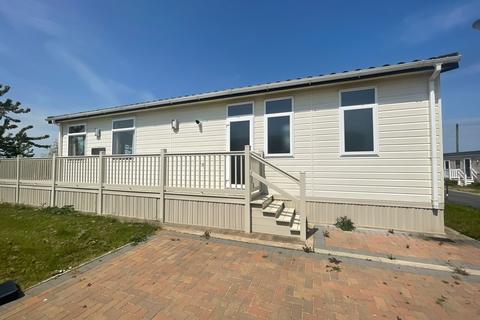 2 bedroom lodge for sale, Southminster, Essex, CM0